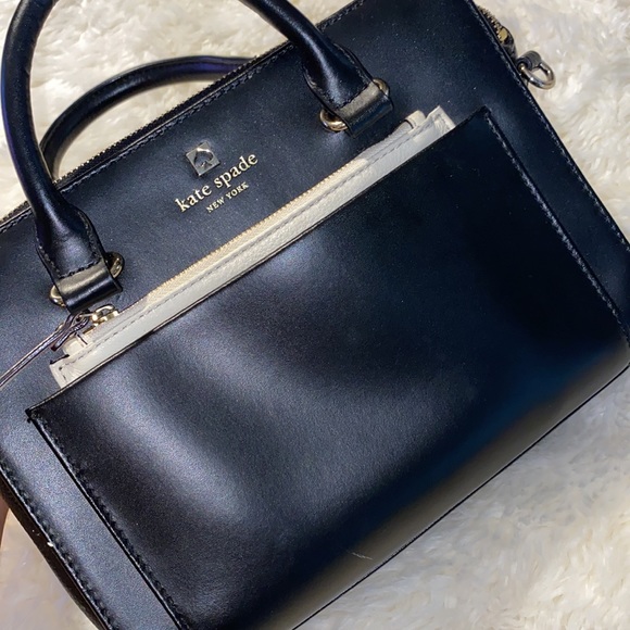 Gorgeous Kate Spade purse - Picture 2 of 4